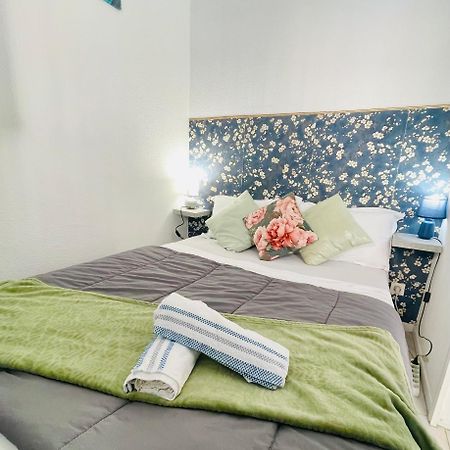 Sète Joli Appartement Avec Piscine מראה חיצוני תמונה