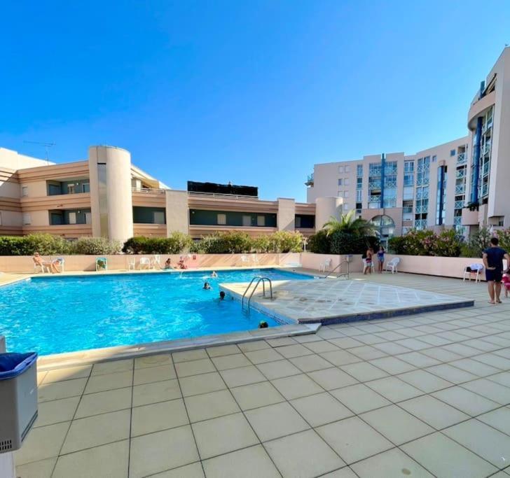 Sète Joli Appartement Avec Piscine מראה חיצוני תמונה