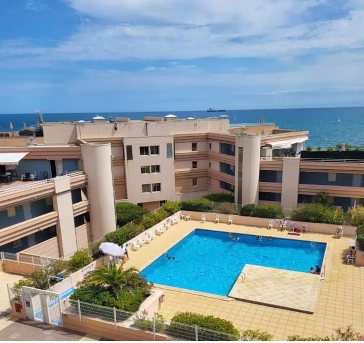 Sète Joli Appartement Avec Piscine מראה חיצוני תמונה