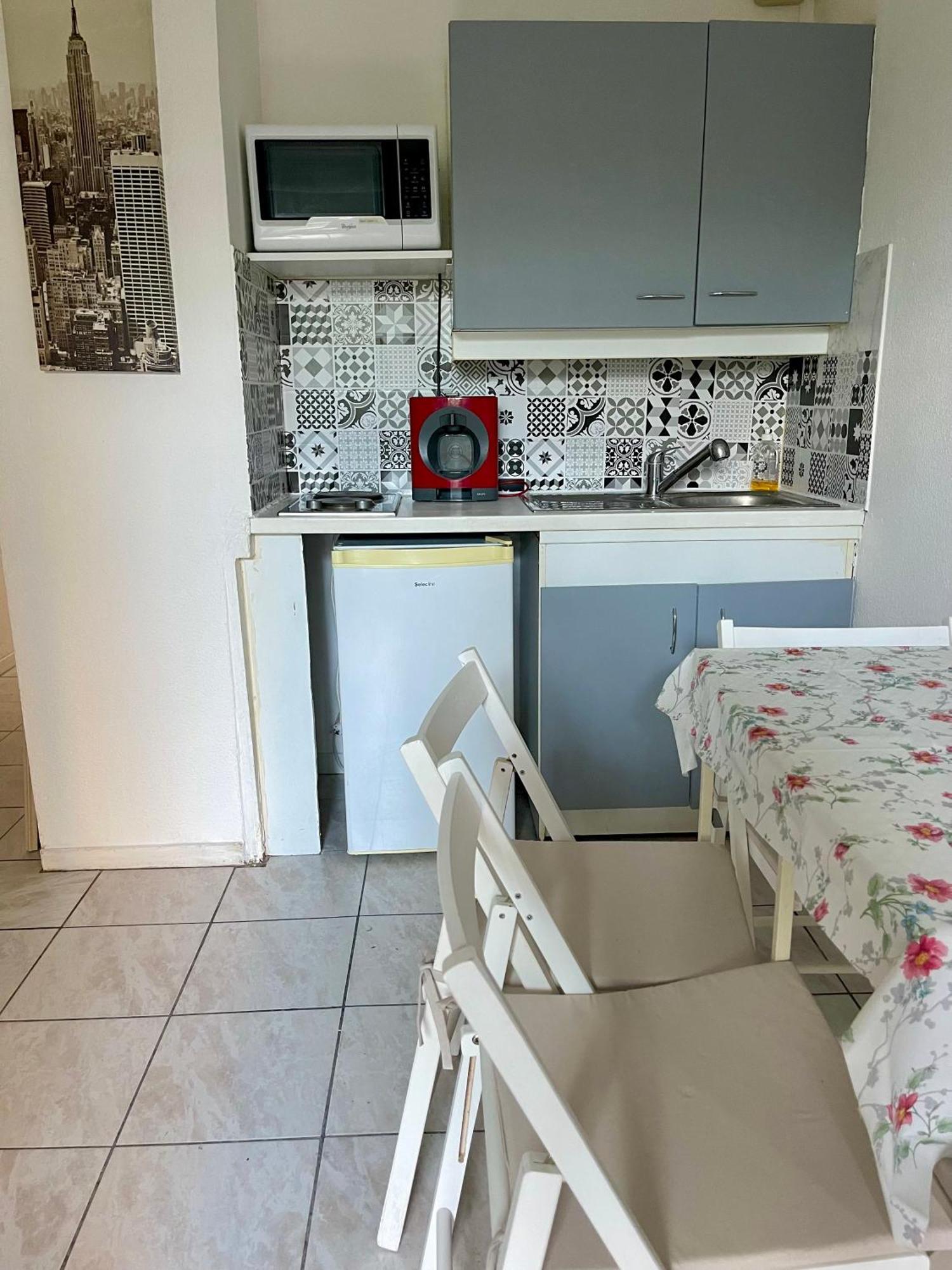 Sète Joli Appartement Avec Piscine מראה חיצוני תמונה